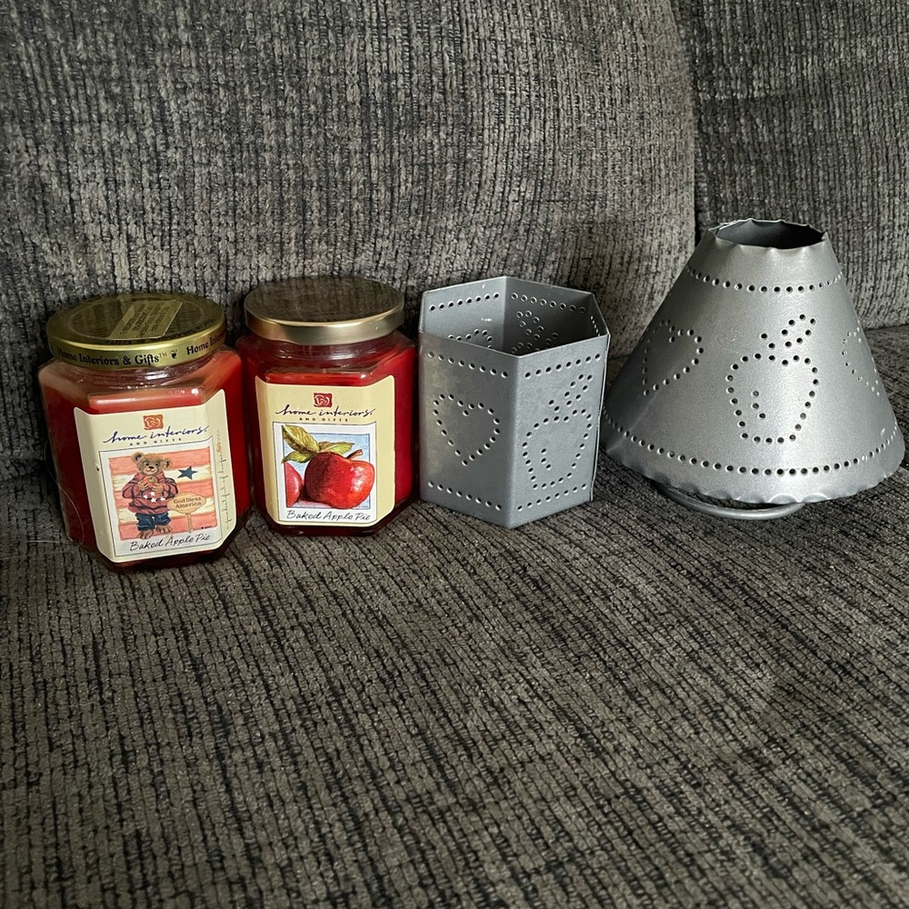 90s Vintage Home Interiors Apple Pie Candles and Tin Holder